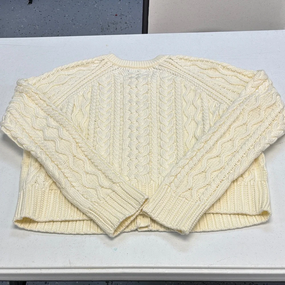 Vineyard Vines Ivory Cable Knit Cardigan - Picture 2 of 3